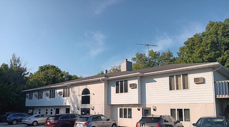 White Birch Inn Sturgeon Bay Buitenkant foto
