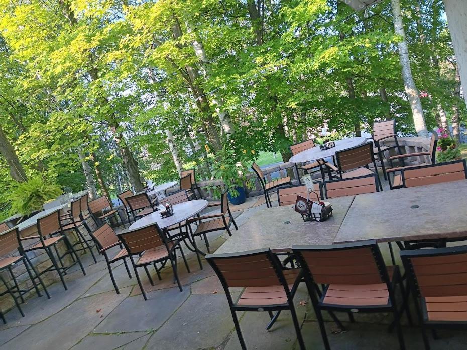 White Birch Inn Sturgeon Bay Buitenkant foto